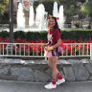 Meet your Posher, Yenni